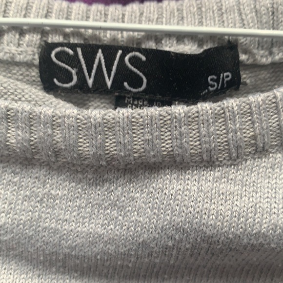 Grey design too - Picture 2 of 2